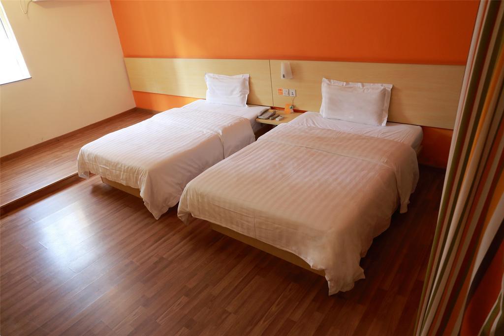 7Days Inn Qingdao Haiyunan Xinglong Road Exteriör bild